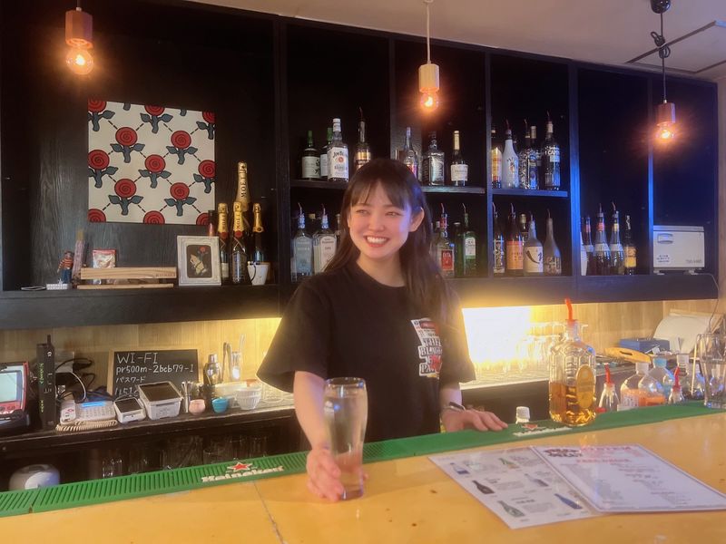 BAR Jelly&Belly (ジェリーベリー)のアルバイト・バイト求人情報-02