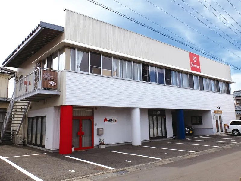 株式会社ＮＩＣＯＴＥＲＲＡＣＥの求人・転職情報
