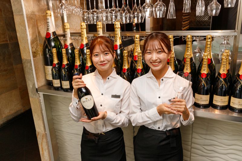 WINEHALL GLAMOUR WINEHALL GLAMOUR 池袋の求人・転職情報