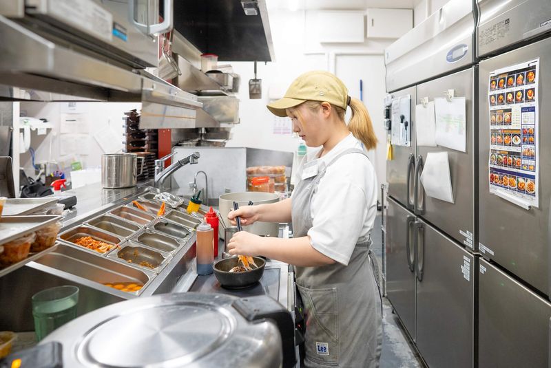 ビビン亭 イオンモール甲府昭和店の求人・転職情報