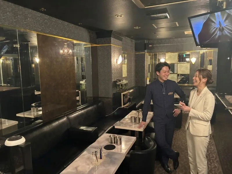 THE PARISのアルバイト・バイト求人情報-03