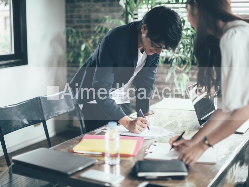 株式会社アイナボホールディングスの求人・転職情報