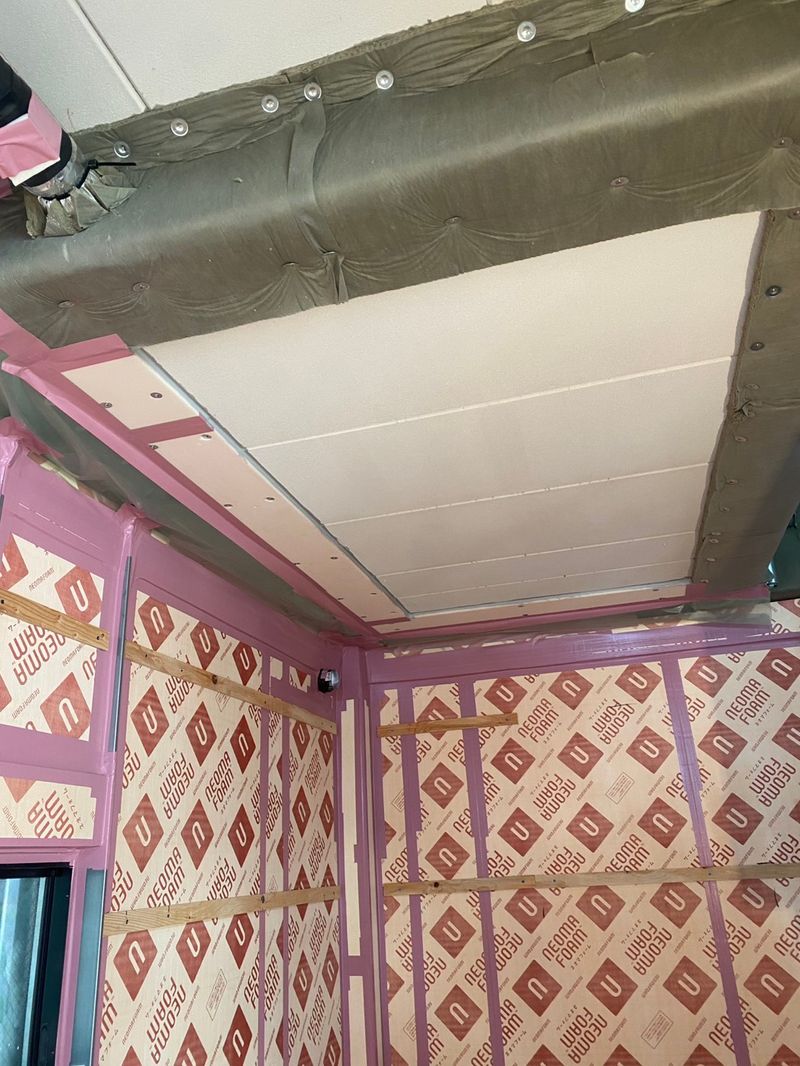 株式会社ナニワの求人・転職情報