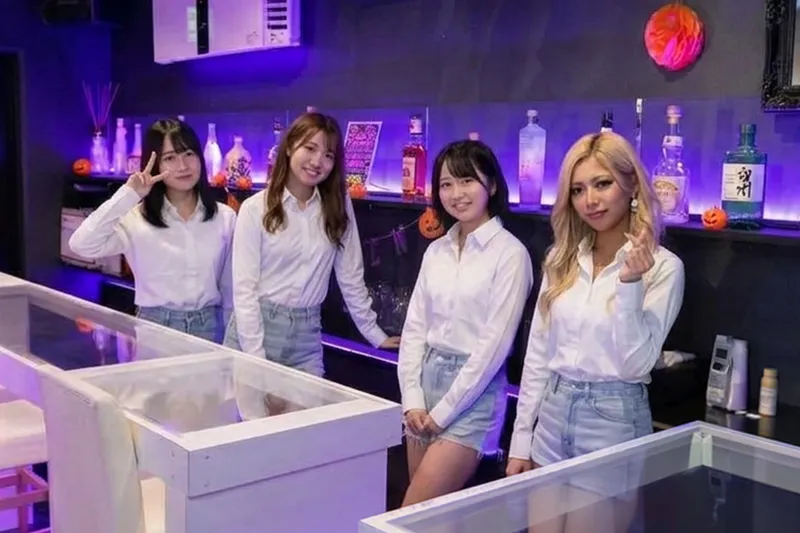 Girls bar Honeyのアルバイト・バイト求人情報