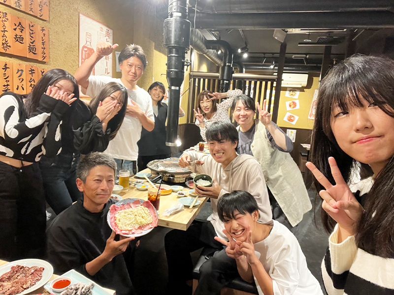 焼肉酒場 肉どうし 長浜店のアルバイト・バイト求人情報-01