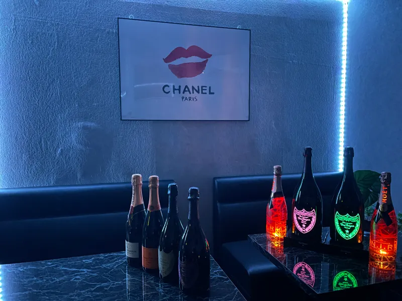 BAR THREE Cのアルバイト・バイト求人情報