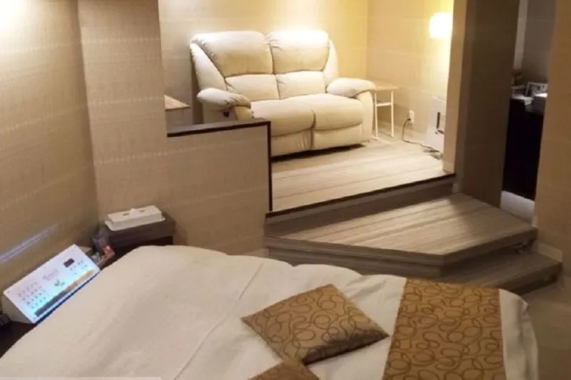 HOTEL カム・オンのアルバイト・バイト求人情報