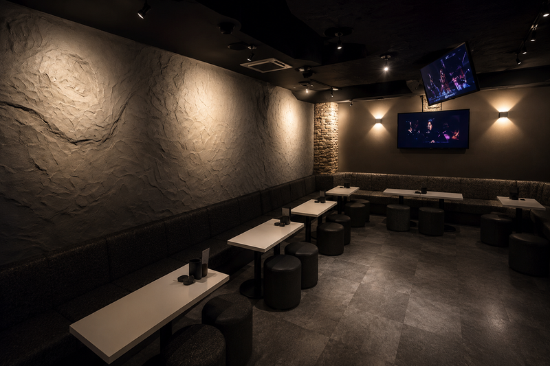 Girls Cafe&Bar Mare (マーレ)の求人・転職情報