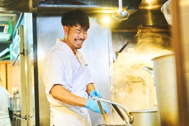 ラーメン事業部 らぁ麺 鳳仙花 横浜店の求人・転職情報