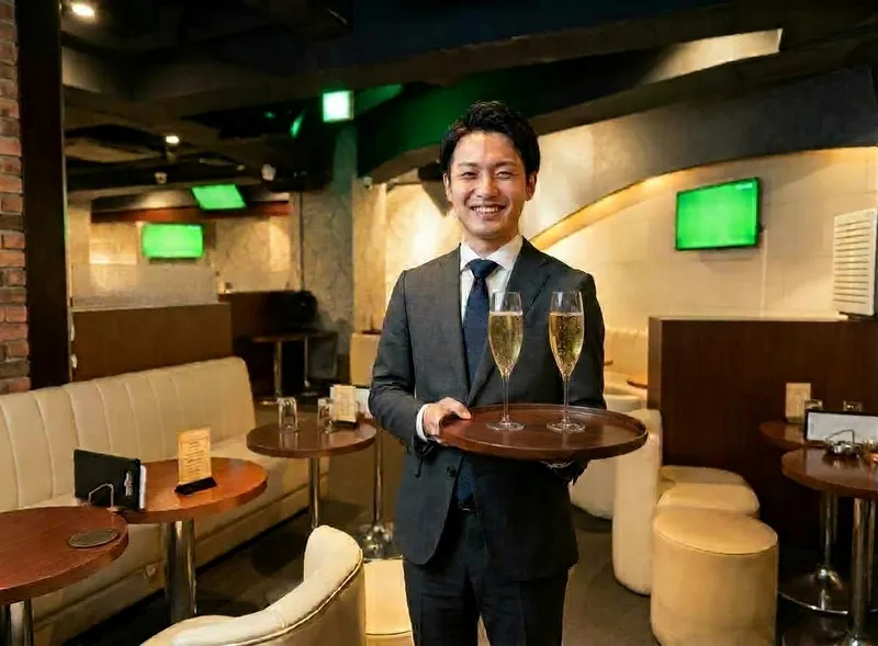 半熟女・姉系スタイルCLUB ロイズのアルバイト・バイト求人情報