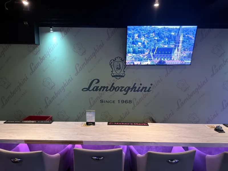 Girls Bar MINTのアルバイト・バイト求人情報